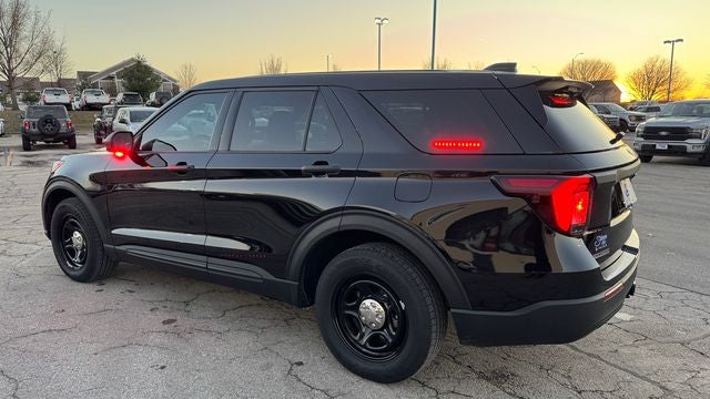 2025 Ford Utility Police Interceptor Base
