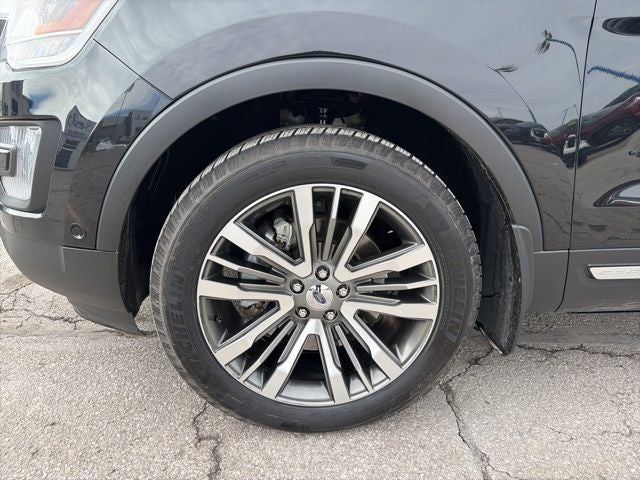 2017 Ford Explorer Platinum