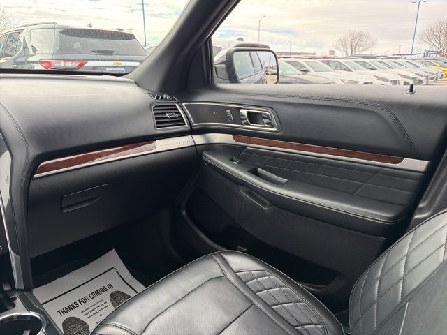 2017 Ford Explorer Platinum