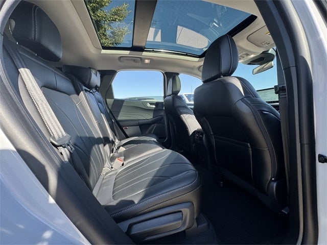 2026 Ford Escape Hybrid Platinum