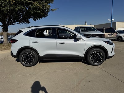 2026 Ford Escape Hybrid Platinum