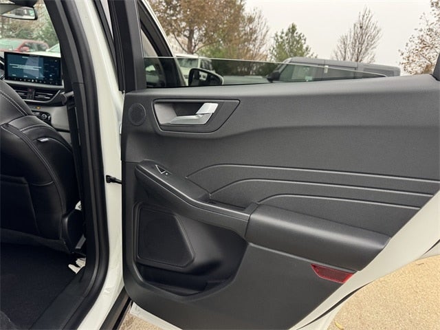 2026 Ford Escape Hybrid Platinum