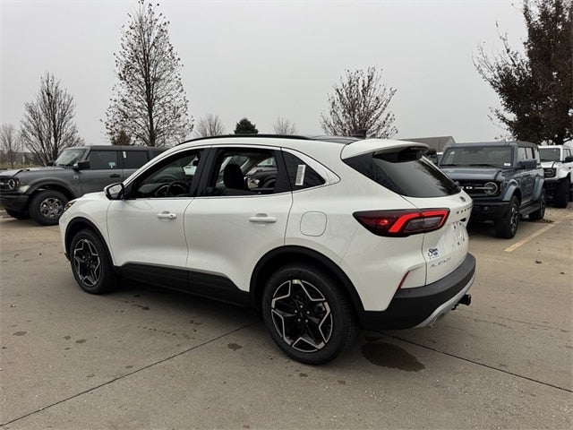 2026 Ford Escape Hybrid Platinum