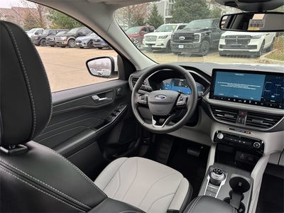 2026 Ford Escape Hybrid Platinum