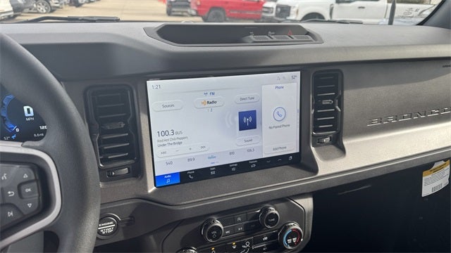 2025 Ford Bronco Base