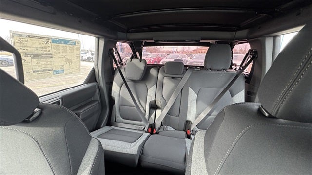 2025 Ford Bronco Base