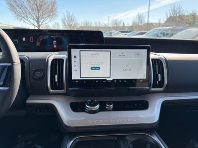 2026 Ford Expedition Active