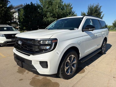 2027 Ford Expedition Active