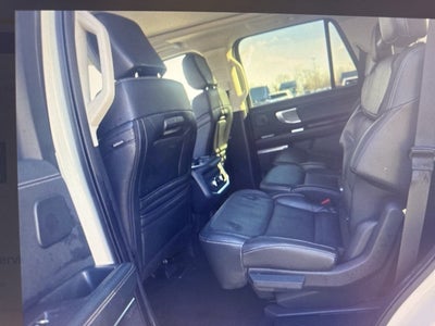 2025 Ford Expedition Platinum