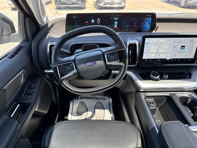 2025 Ford Expedition Platinum