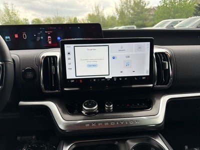 2026 Ford Expedition Platinum