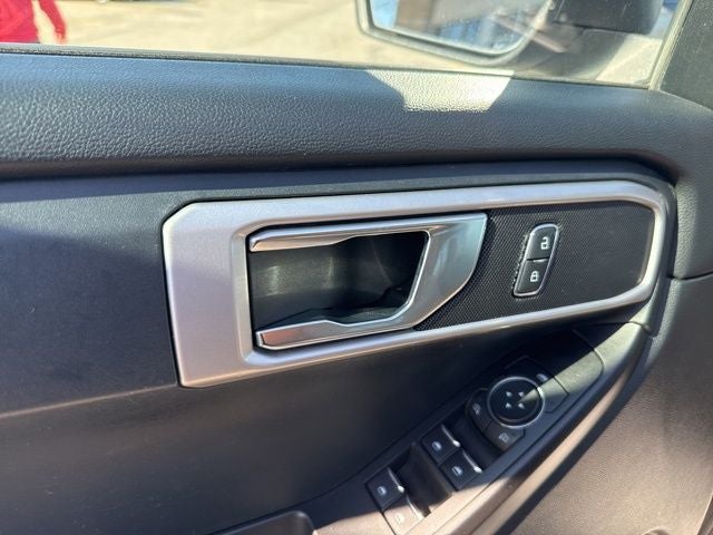 2021 Ford Explorer Base