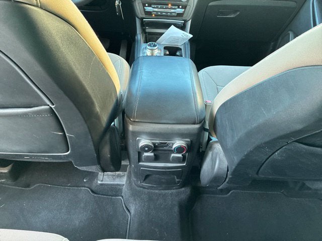 2020 Ford Explorer Base