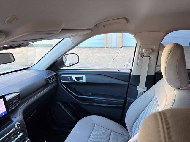 2020 Ford Explorer Base