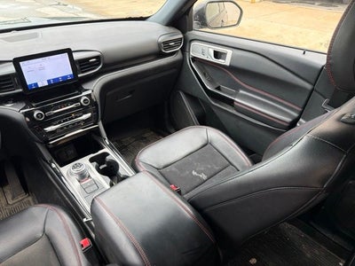 2022 Ford Explorer ST-Line