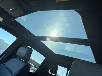 2023 Ford F-150 Lightning Base