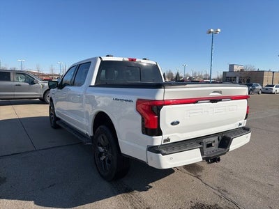 2023 Ford F-150 Lightning Base