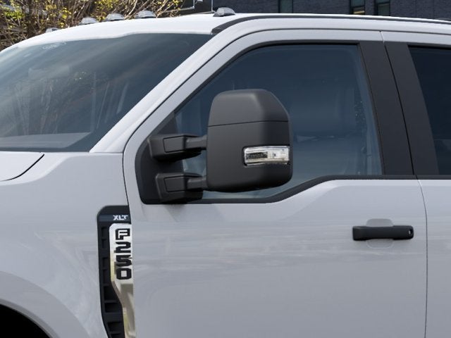 2027 Ford F-250SD XLT