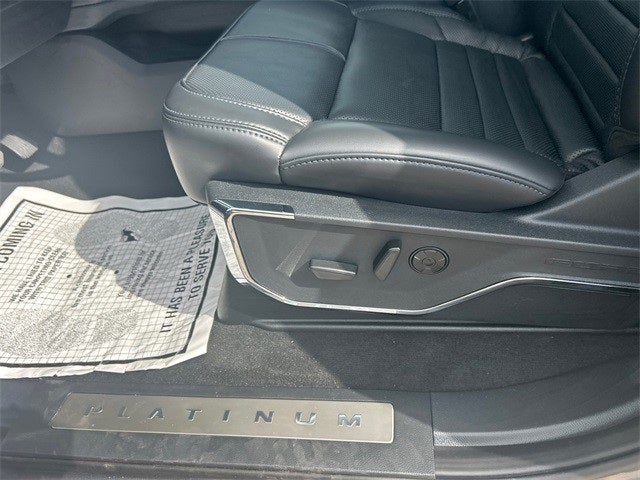 2025 Ford F-250SD Platinum