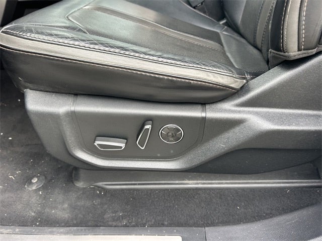 2025 Ford F-350SD Platinum