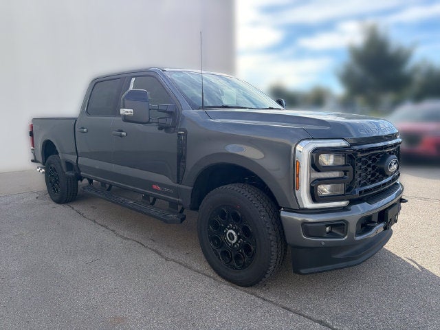 2027 Ford F-350SD Lariat
