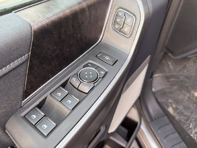 2027 Ford F-350SD Lariat