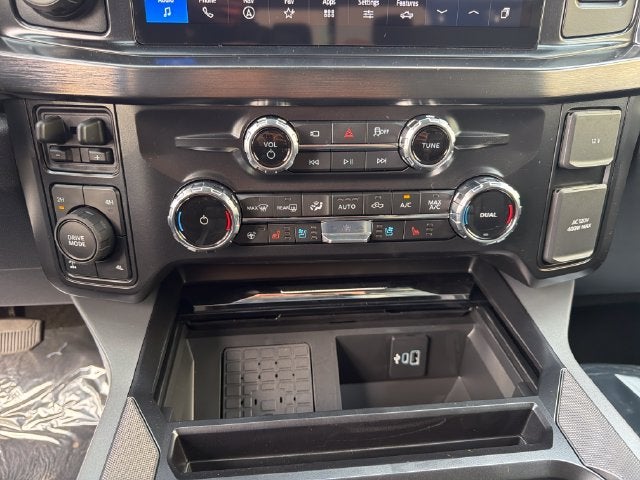 2027 Ford F-350SD Lariat