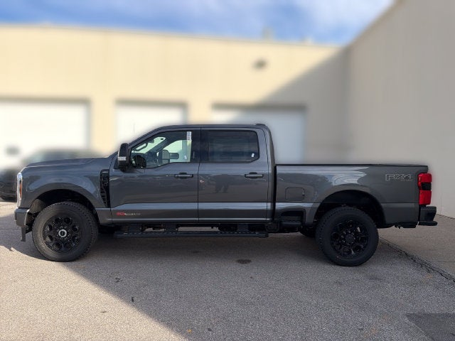2027 Ford F-350SD Lariat