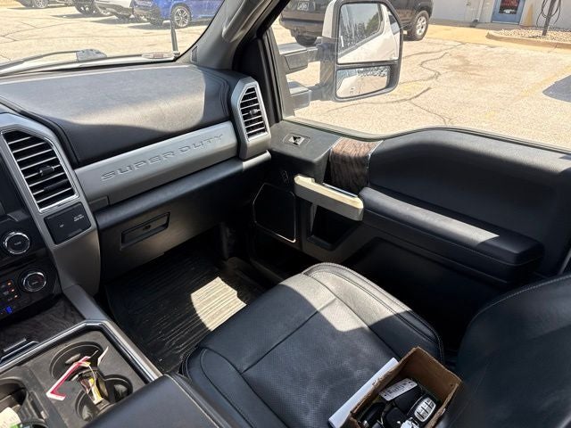 2017 Ford F-350SD Lariat