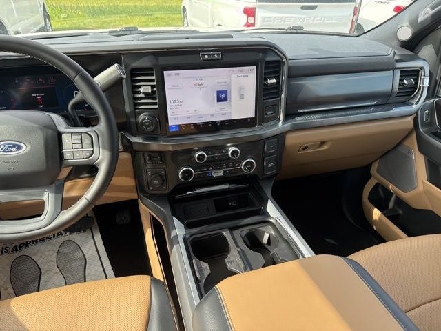 2025 Ford F-350SD Lariat