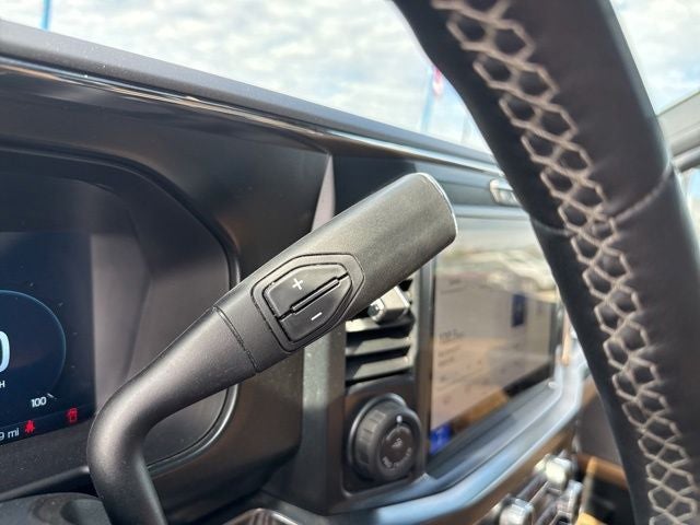 2025 Ford F-350SD Lariat