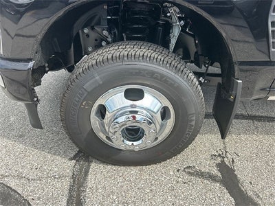 2025 Ford F-350SD Platinum DRW