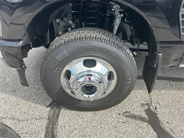 2025 Ford F-350SD Platinum DRW