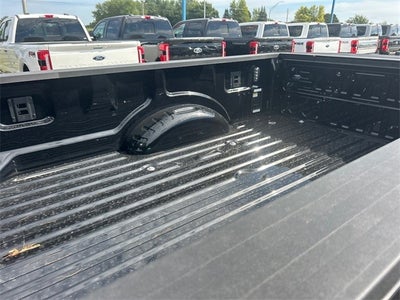 2025 Ford F-350SD Platinum DRW