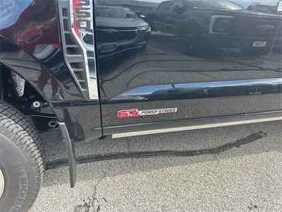 2025 Ford F-350SD Platinum DRW