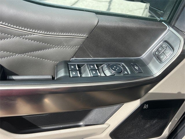 2025 Ford F-350SD Platinum DRW