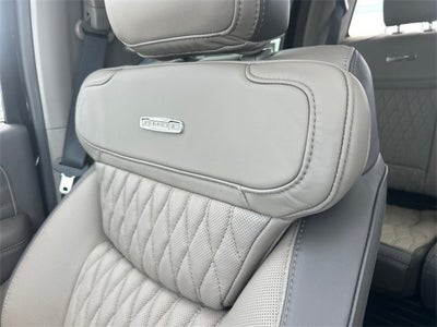 2025 Ford F-350SD Platinum DRW