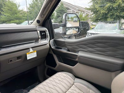 2026 Ford F-350SD Platinum DRW