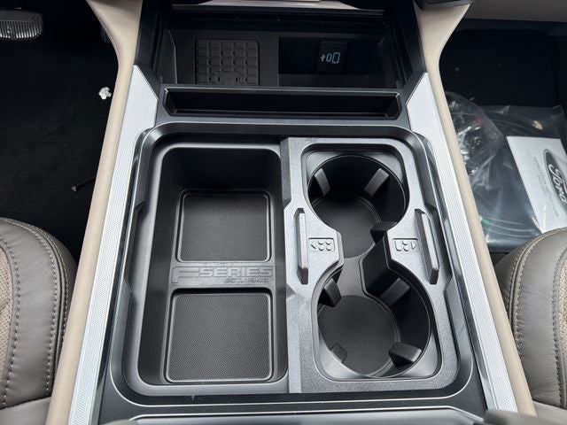 2026 Ford F-350SD Platinum DRW