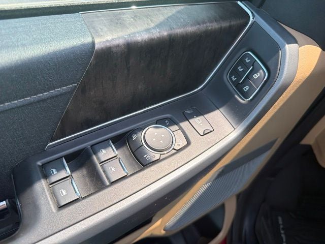 2023 Ford F-350SD Lariat DRW