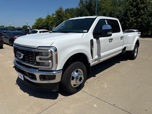2026 Ford F-350SD Lariat DRW