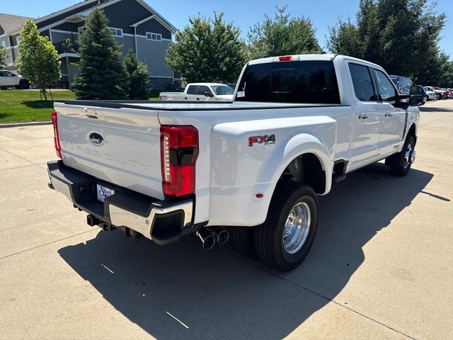 2026 Ford F-350SD Lariat DRW