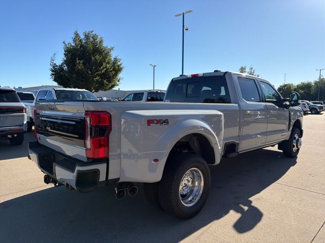 2026 Ford F-350SD Platinum DRW