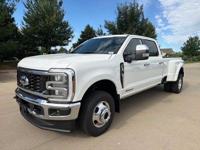 2026 Ford F-350SD Lariat DRW