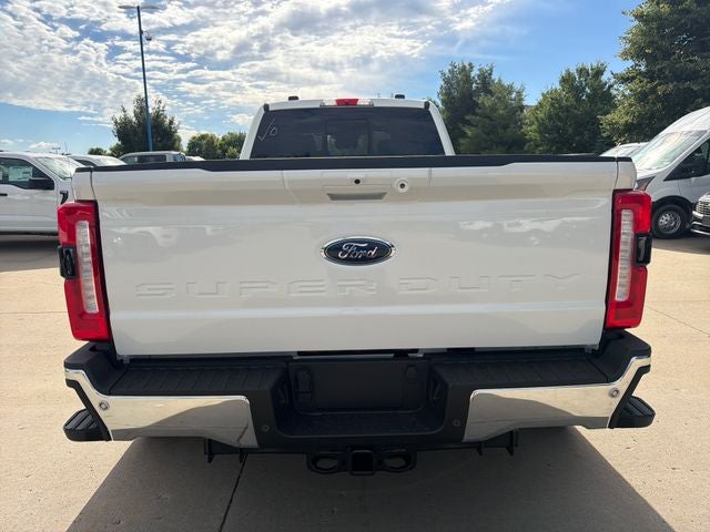 2026 Ford F-350SD Lariat DRW