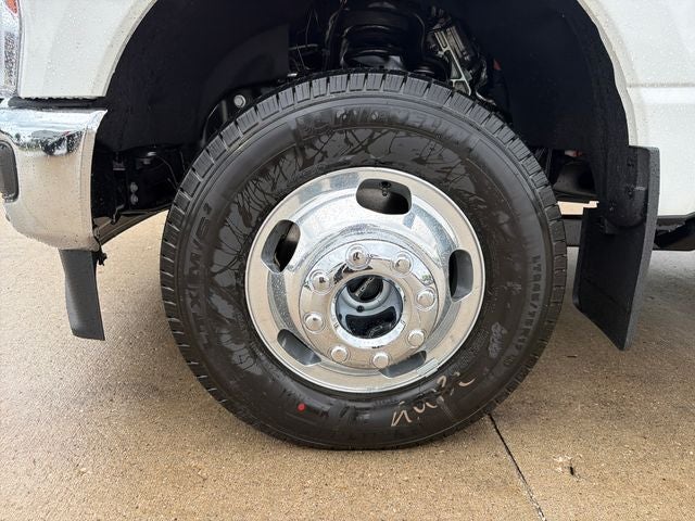 2026 Ford F-350SD Lariat DRW