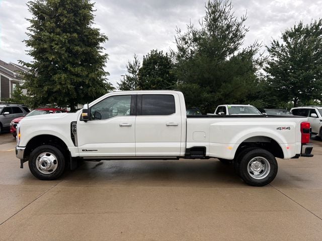 2026 Ford F-350SD Lariat DRW