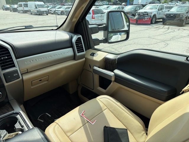 2019 Ford F-350SD Lariat DRW