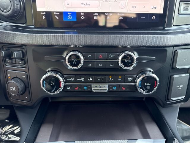 2026 Ford F-450SD Platinum DRW