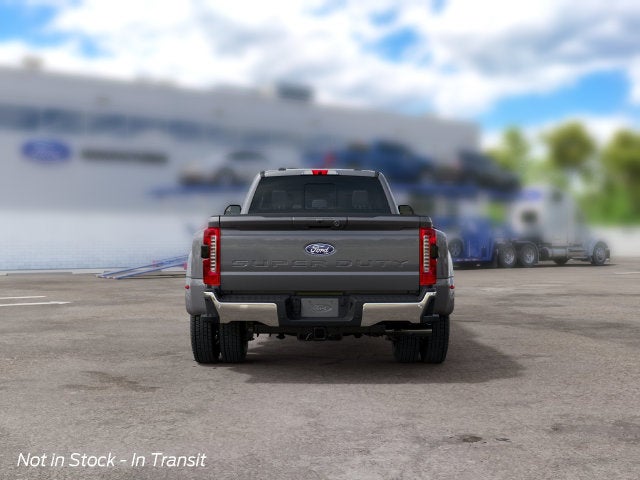 2027 Ford F-450SD Lariat DRW